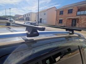 Location : barres de toit Location : barres de toit