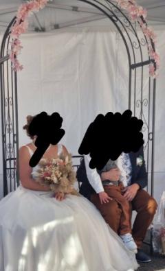 Location : autre Location : autre