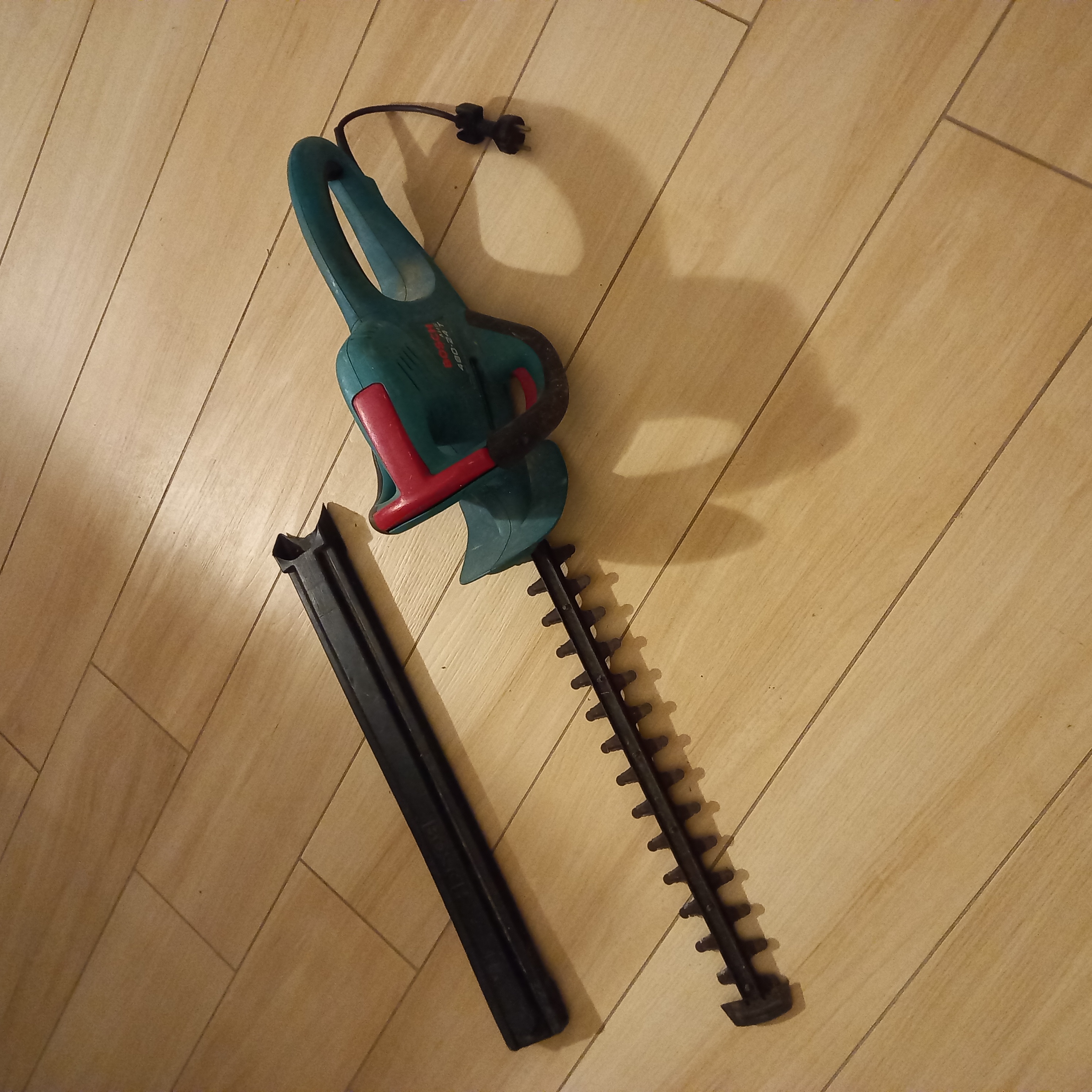 Location taille haie 13 entre particuliers