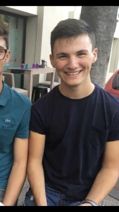 Service : babysitter Service : babysitter