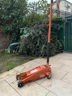 Location : cric Location : cric