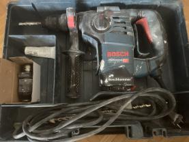 Location : perforateur Location : perforateur