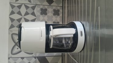 Location : cafetiere Location : cafetiere