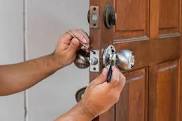 Service serrurier 25 entre particuliers