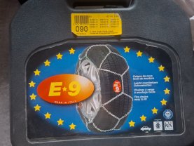 Location : chaine a neige Location : chaine a neige