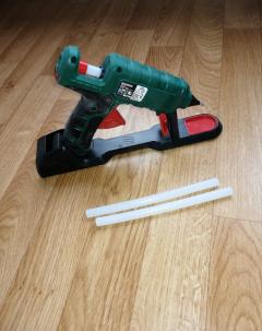 Location : pistolet a colle Location : pistolet a colle