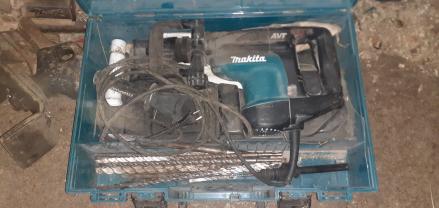 Location : perforateur Location : perforateur