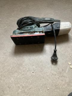 Location : ponceuse Location : ponceuse