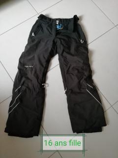 Location : combinaison Location : combinaison