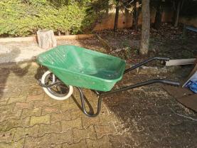 Location : brouette Location : brouette