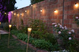 Location : guirlandes lumineuses Location : guirlandes lumineuses