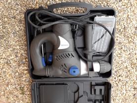 Location : perforateur Location : perforateur