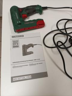 Location : agrafeuse Location : agrafeuse