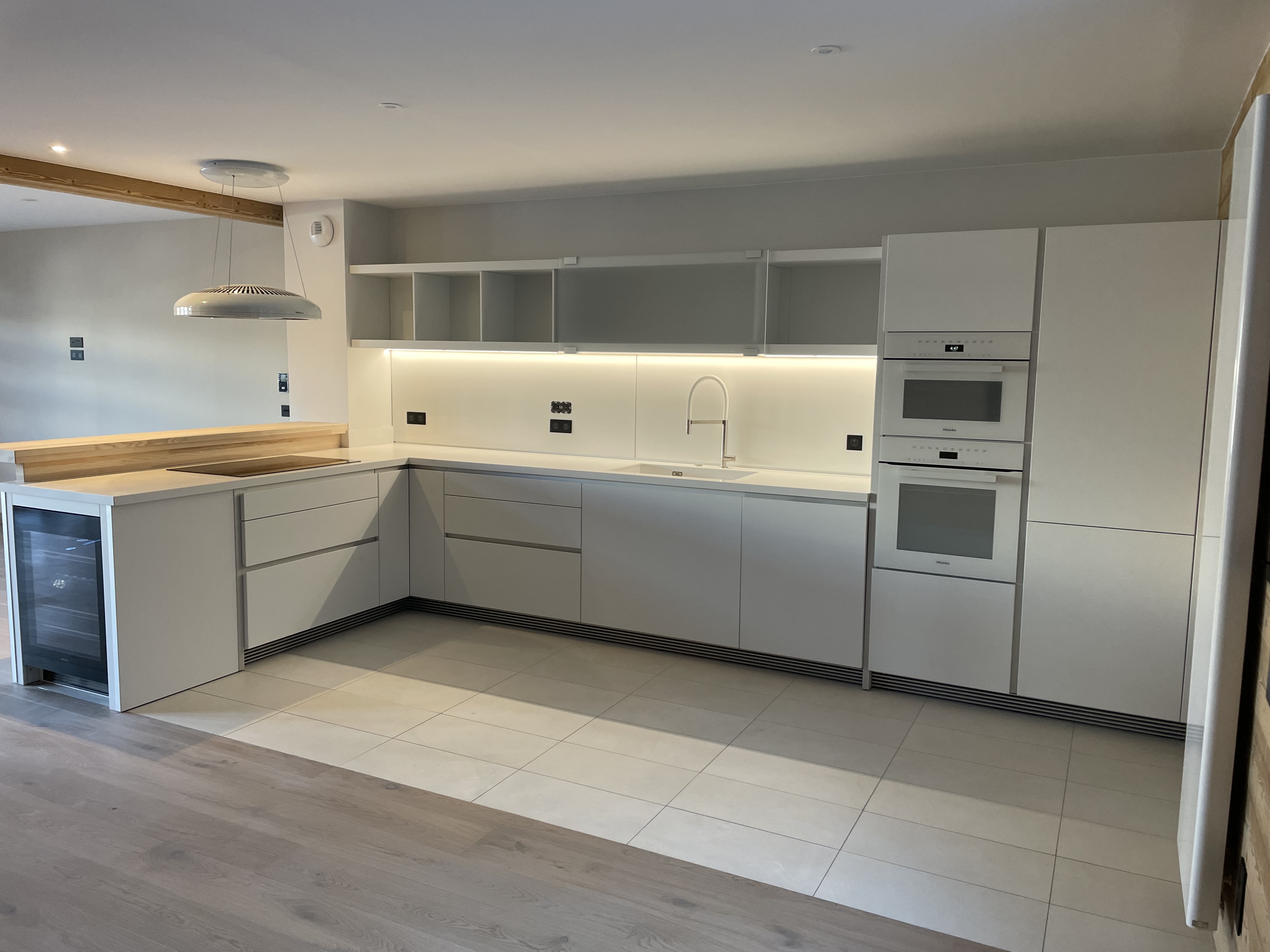 Service pose de cuisine 38 entre particuliers