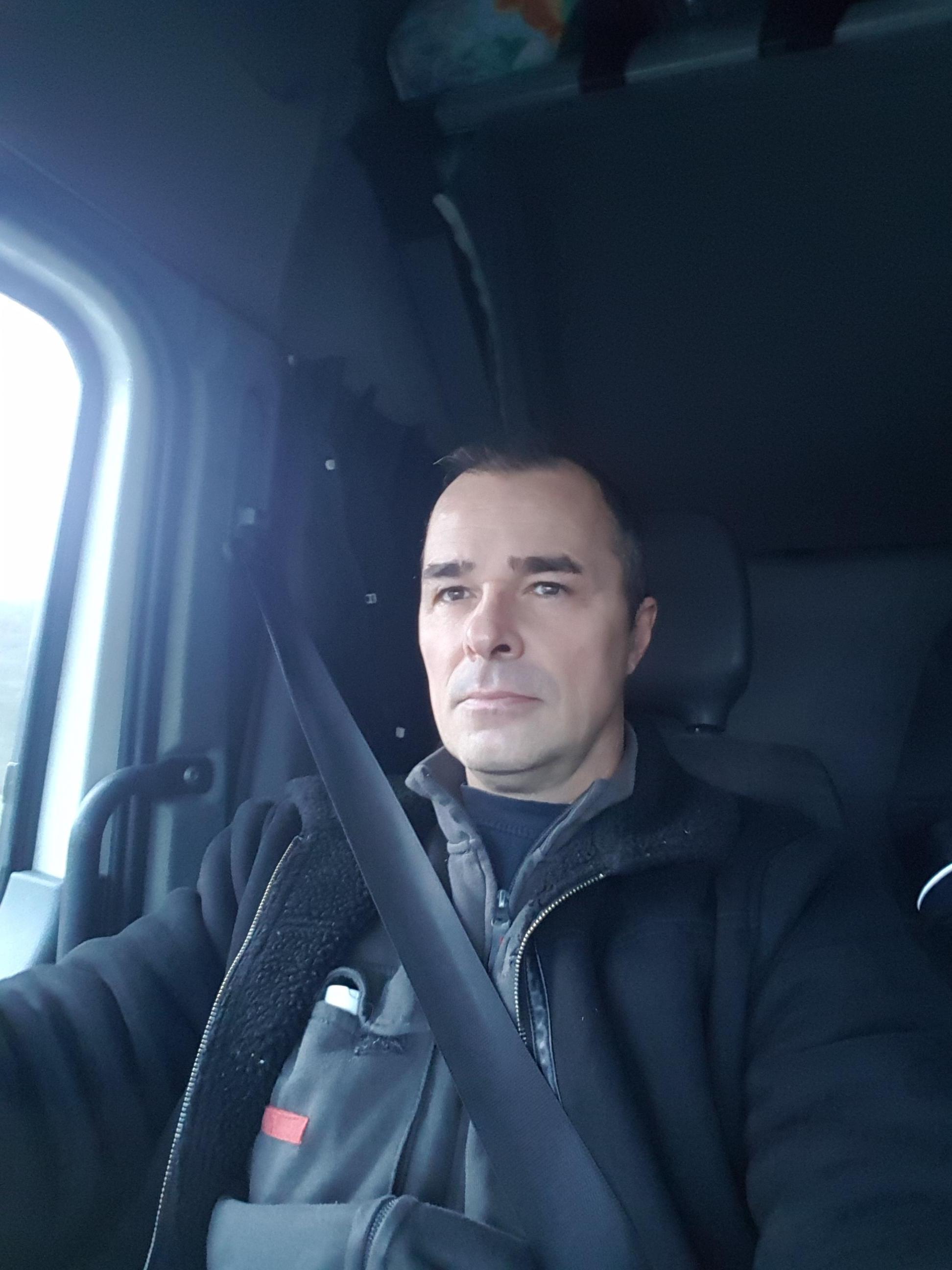 Service avec camion 42 entre particuliers