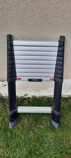 Location : echelle Location : echelle