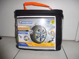 Location : chaine a neige Location : chaine a neige