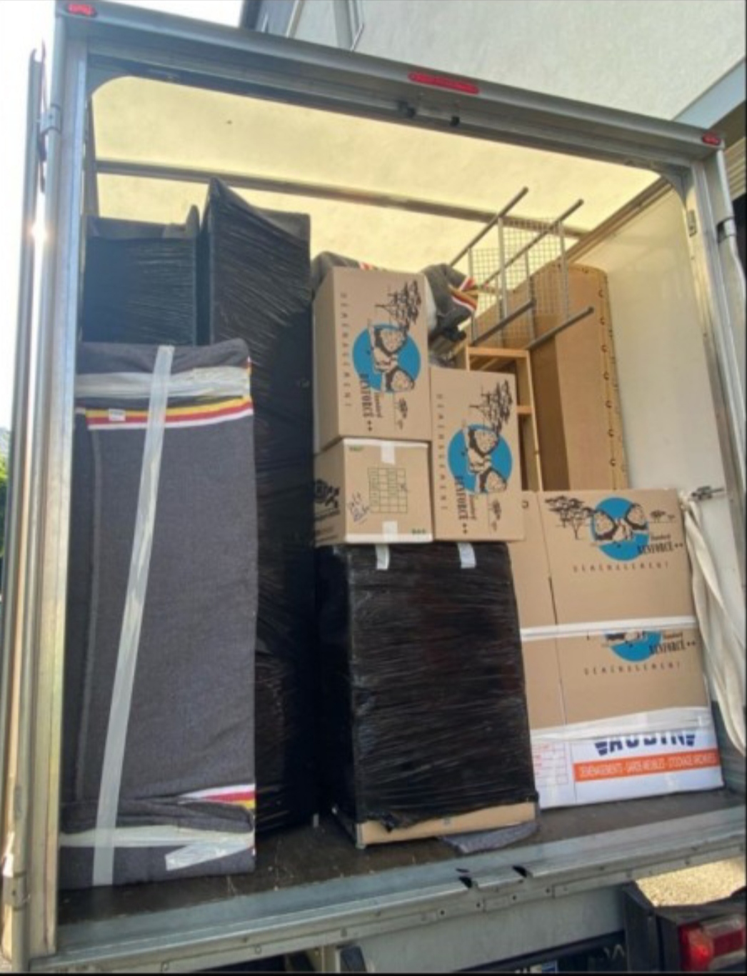 Service avec camion 42 entre particuliers
