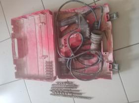 Location : perforateur Location : perforateur