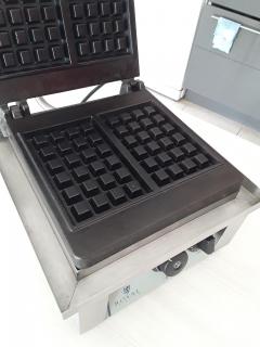 Location : gaufrier Location : gaufrier