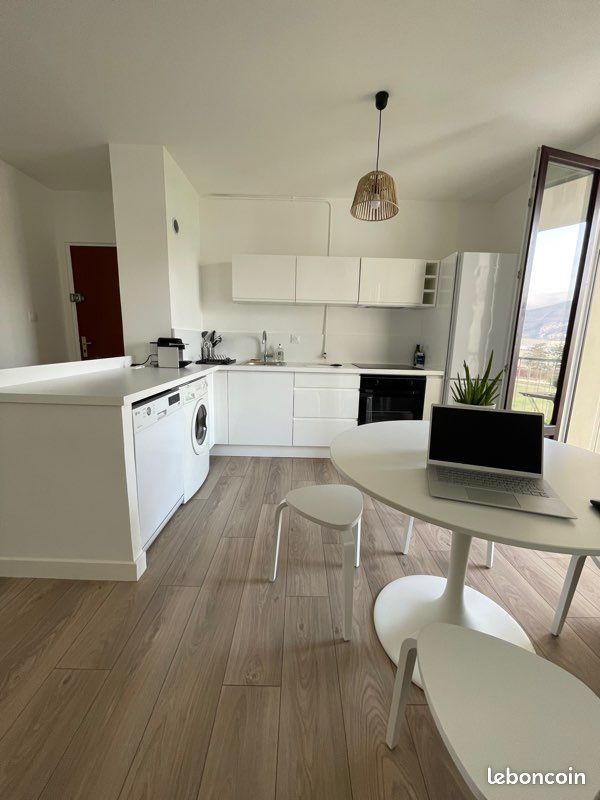 Service pose de cuisine 69 entre particuliers