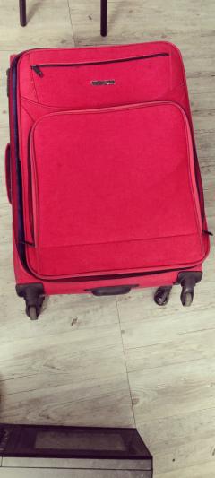 Location : valise Location : valise