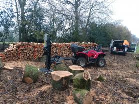 Location : fendeur de buches Location : fendeur de buches