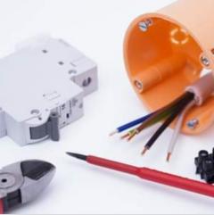 Service : electricien Service : electricien