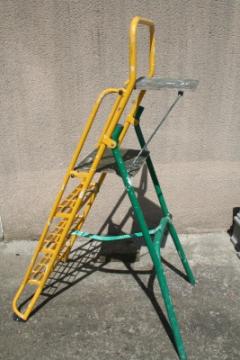 Location : escabeau Location : escabeau