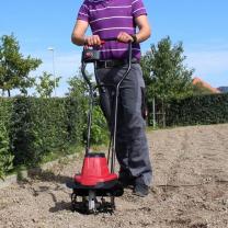 Location : motobineuse Location : motobineuse