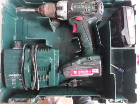 Location : visseuse Location : visseuse