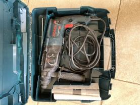 Location : perforateur Location : perforateur