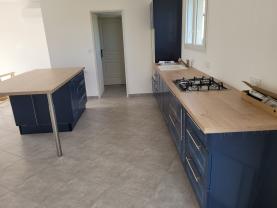 Service : multi services Service : multi services