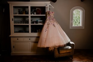 Location : robe Location : robe