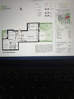 Service : pose de carrelage Service : pose de carrelage