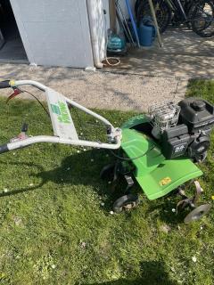 Louer le motoculteur