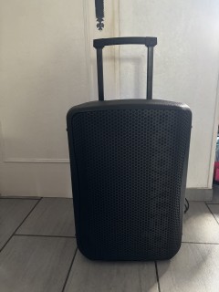 Location : enceinte Location : enceinte