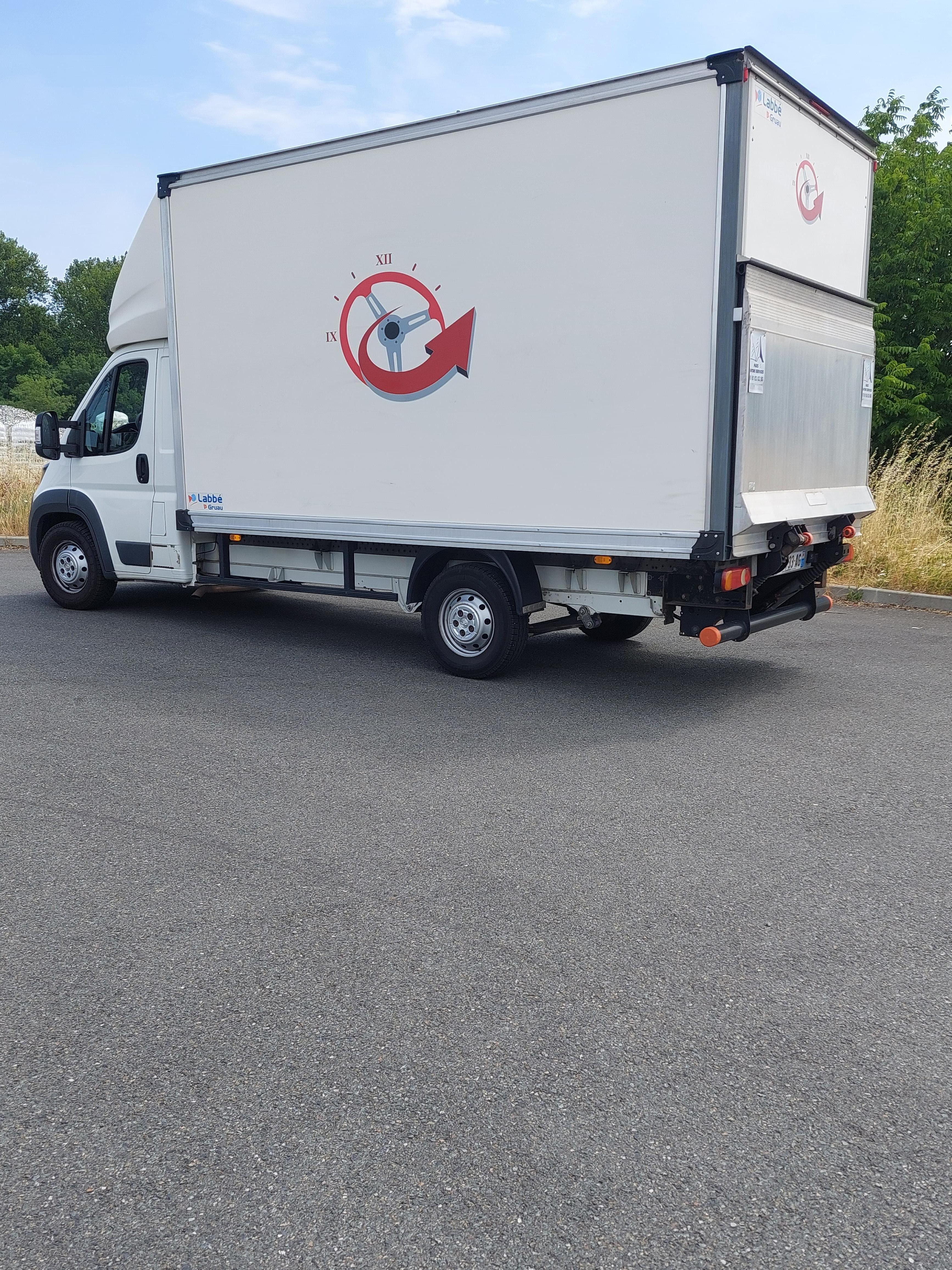 Location utilitaire 49 entre particuliers
