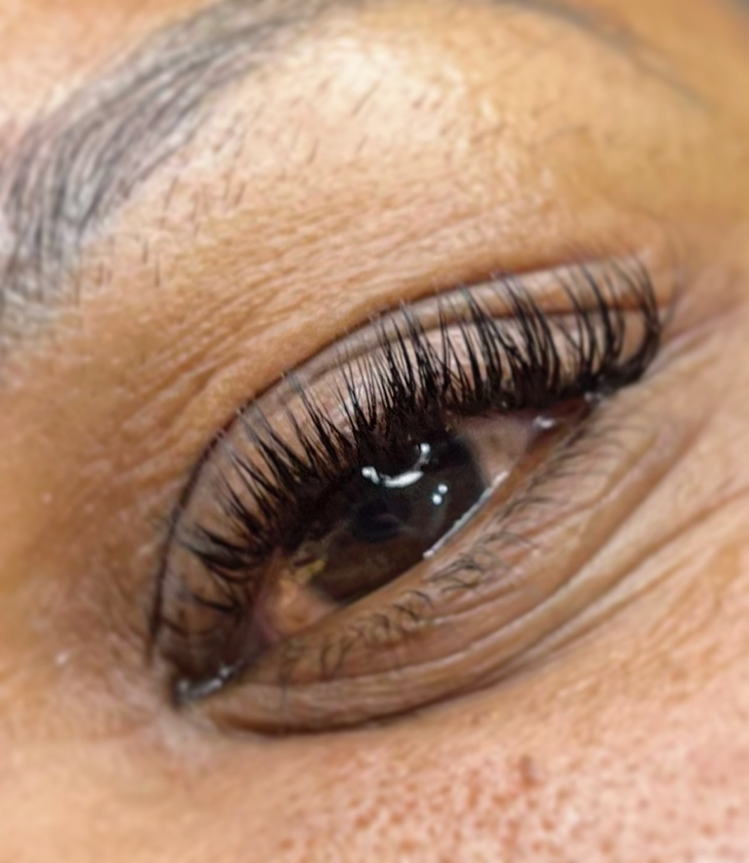 Service extension de cils 69 entre particuliers