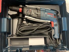 Location : perforateur Location : perforateur