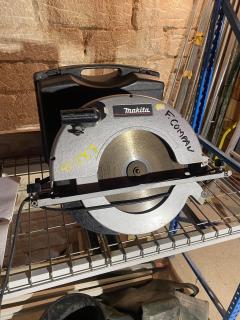 Location : scie circulaire Location : scie circulaire