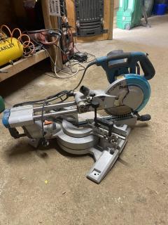 Location : scie a onglet Location : scie a onglet