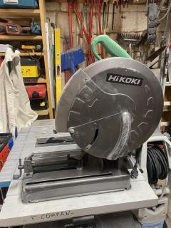 Location : scie a onglet Location : scie a onglet