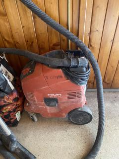 Location : aspirateur Location : aspirateur