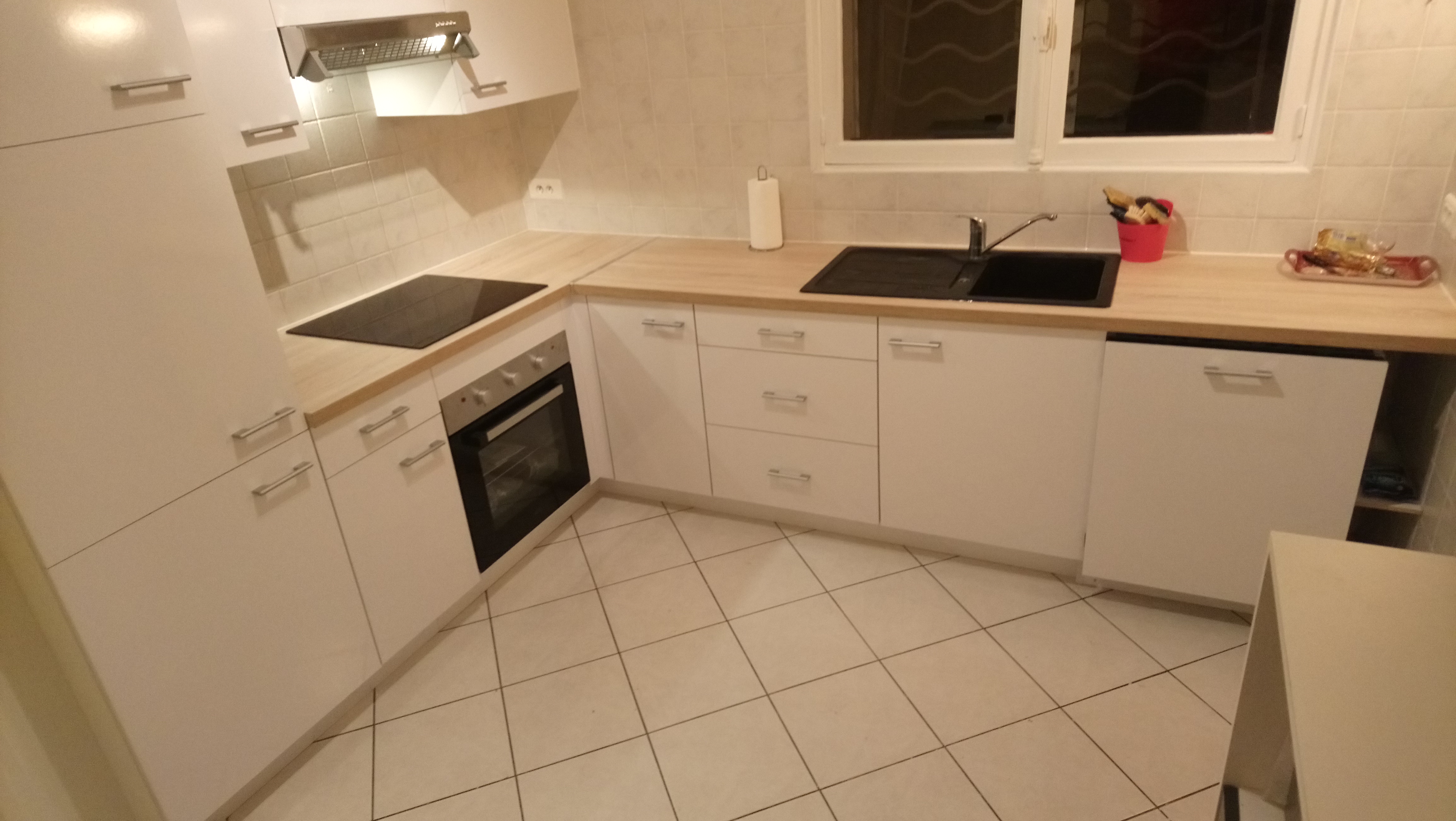Service pose de cuisine 83 entre particuliers