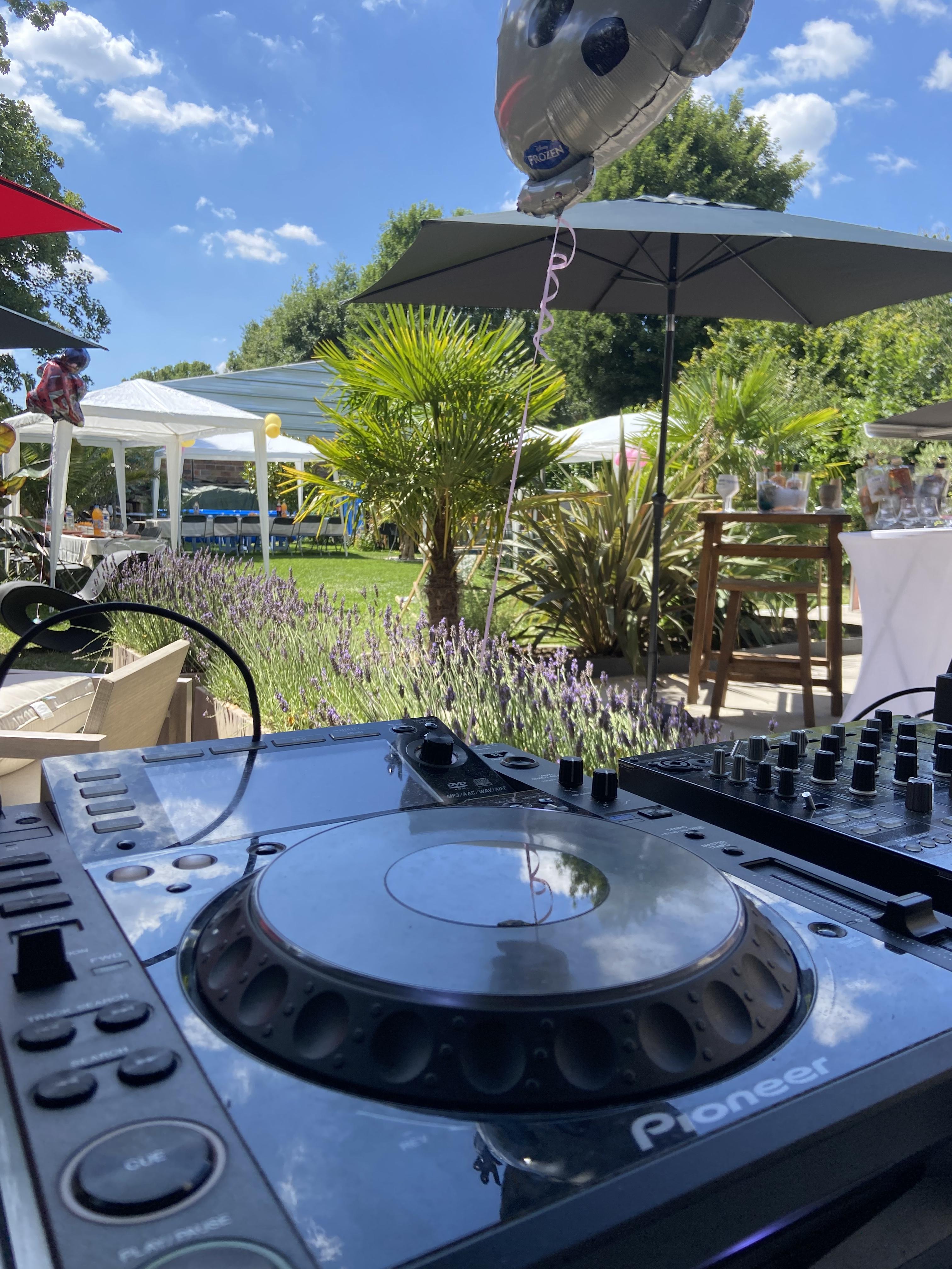 Service dj 60 entre particuliers