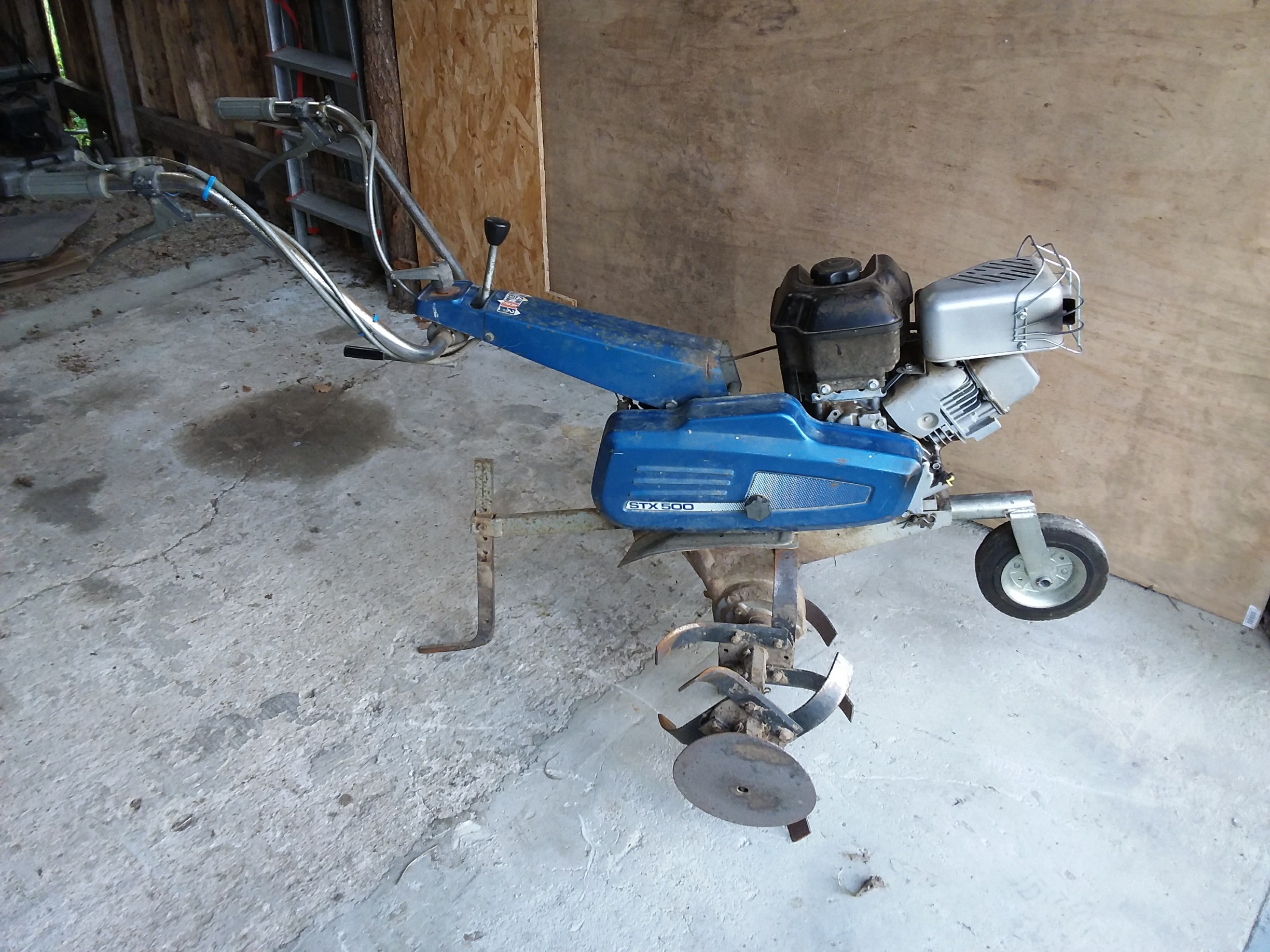 Location motoculteur 49 entre particuliers