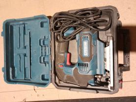 Location : scie sauteuse Location : scie sauteuse