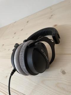 Location : casque audio Location : casque audio