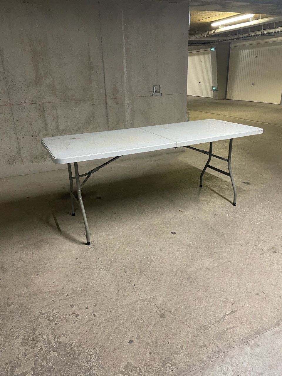 Location table de reception 04 entre particuliers